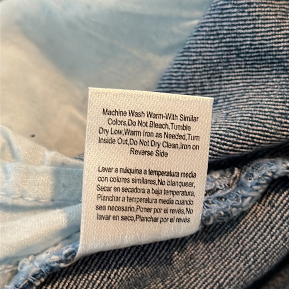 Venus Light Wash Bootcut Jeans Size 6 Long NWT - Picture 9 of 10